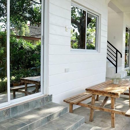 Bed and Breakfast Location One Eighty Bangcusay Exterior foto
